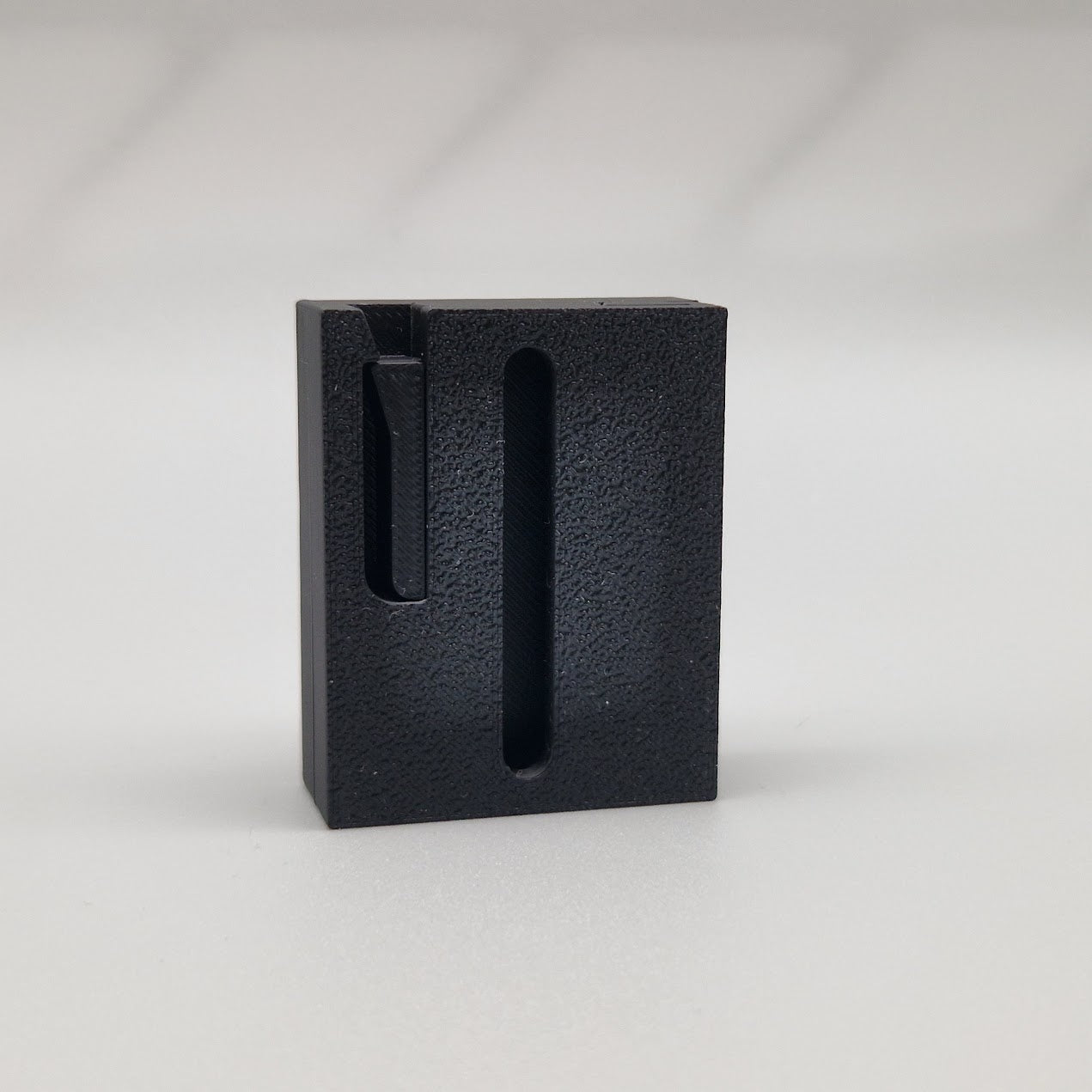 Abnehmbarer Kennzeichenhalter DE montiert am Mofa – Schwalbenschwanz 3D-Druck für Deutsche Kennzeichen